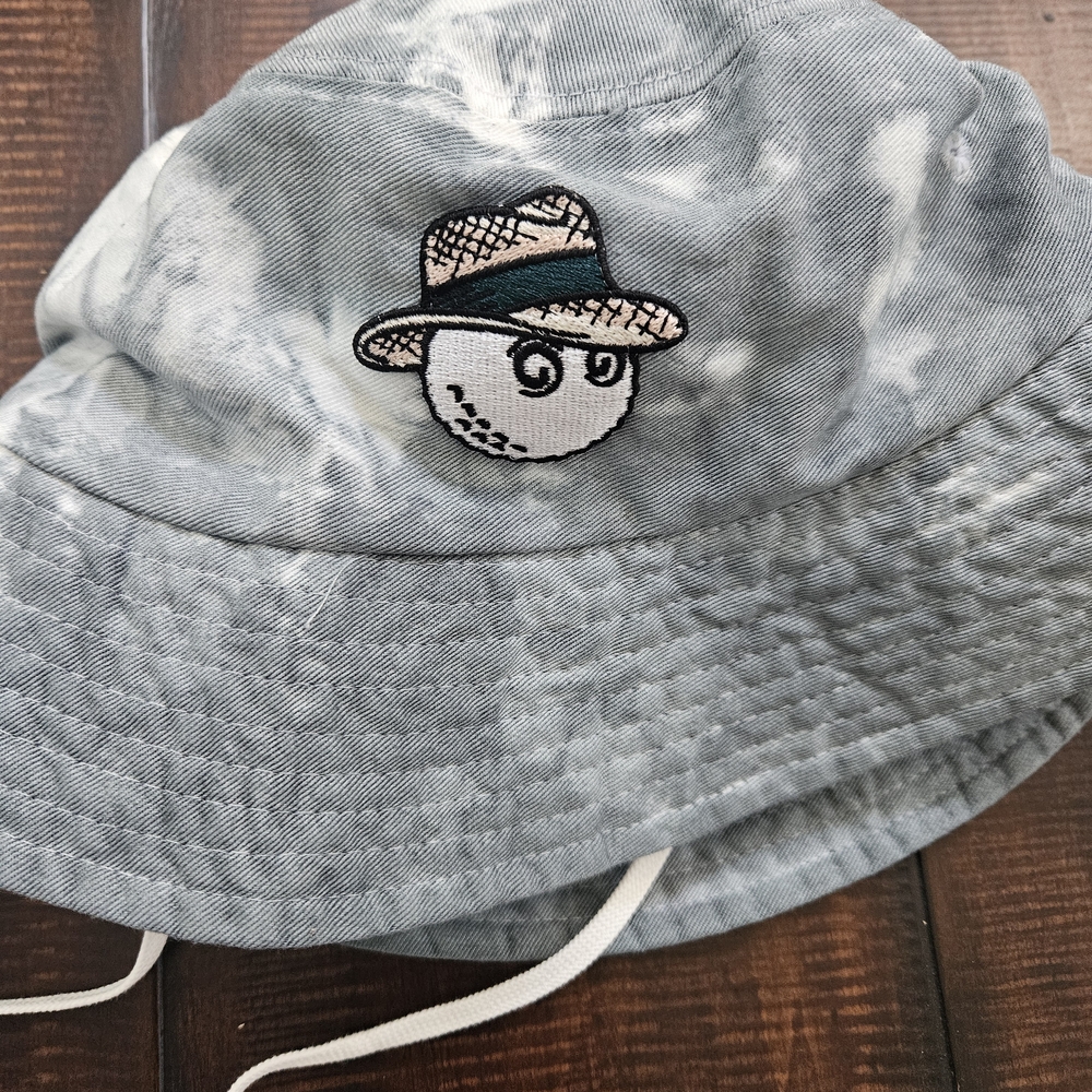 NWT Unique Malbon Blue Tie-Dye Bucket Hat with Smiley Patch